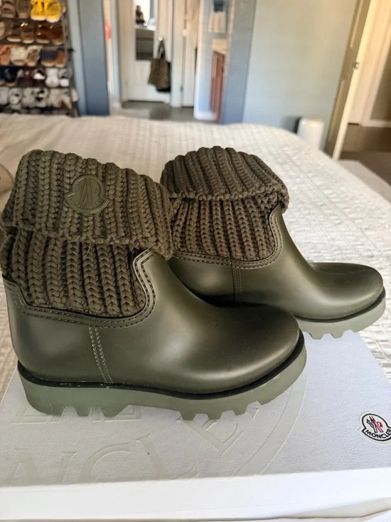 Moncler Olive Green Knit-Cuff Rain Ankle Boots - Picture 3 of 8